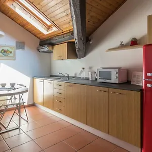 https://italianway-bligny-19-apartment.it-lombardy.com